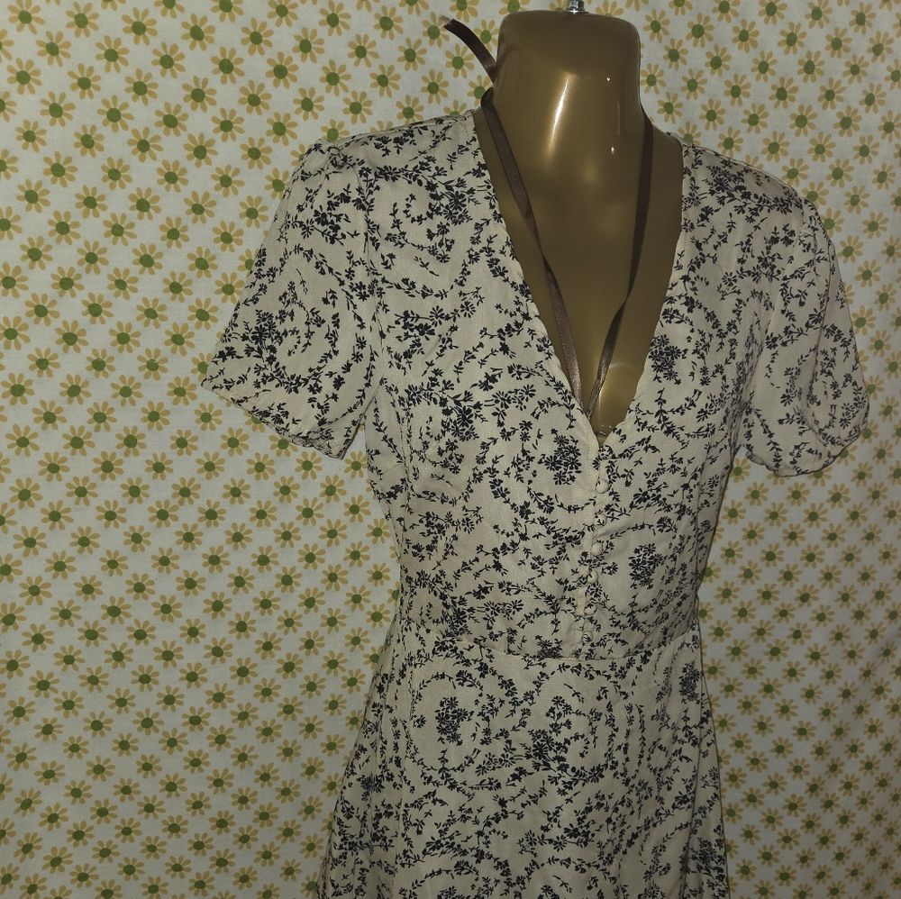 Missguided Cream & Black Floral Mini Dress Button Front Tie Back